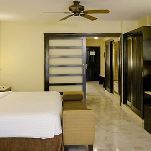 Suite Deluxe Premium Level